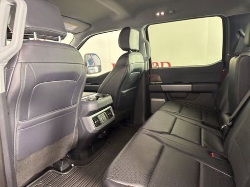 Certified 2025 Ford F250 Lariat w/ Black Appearance Package image 14