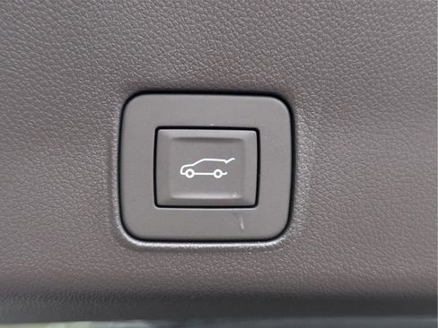 New 2026 Chevrolet TrailBlazer LT w/ Convenience Package image 9