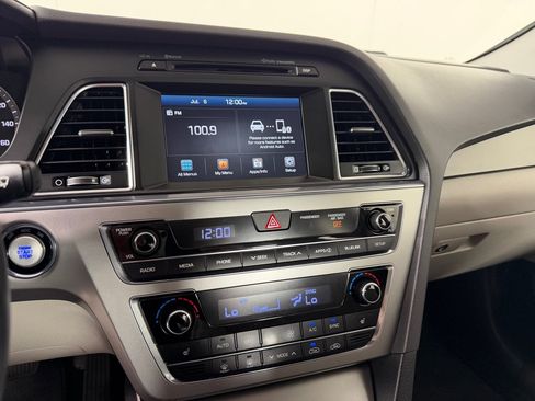 Used 2016 Hyundai Sonata Sport w/ Option Group 02 FWD image 15