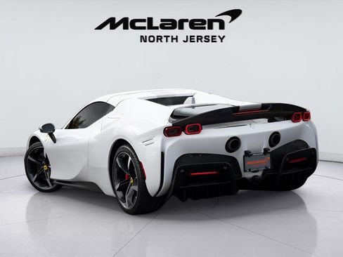 Used 2022 Ferrari SF90 Spider image 14