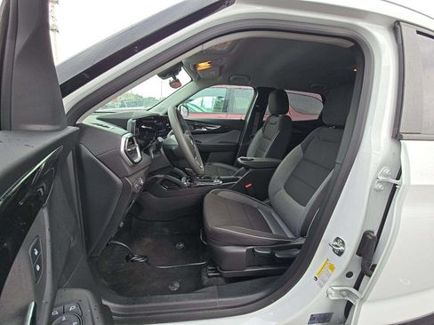 Used 2026 Chevrolet TrailBlazer LT FWD image 8