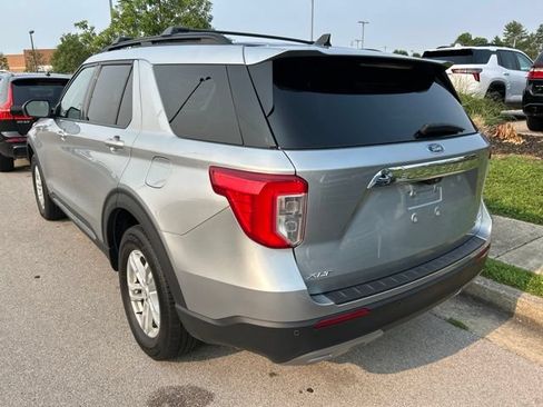 Used 2023 Ford Explorer XLT w/ Equipment Group 202A AWD/4WD image 6