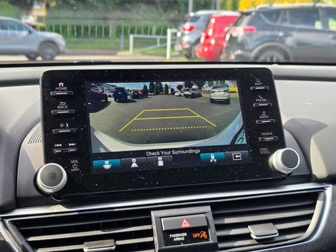 Used 2021 Honda Accord Touring image 22