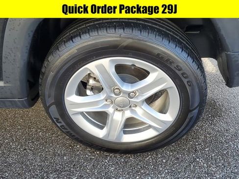 Certified 2023 Jeep Compass Latitude image 7