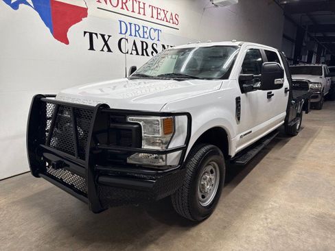 Used 2022 Ford F250 XL w/ Power Equipment Group AWD/4WD image 1