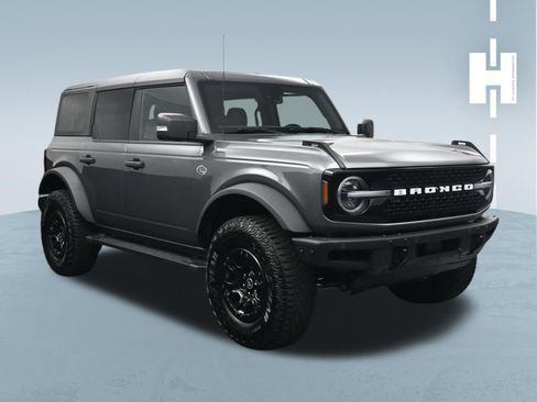 Used 2024 Ford Bronco Wildtrak AWD/4WD image 1
