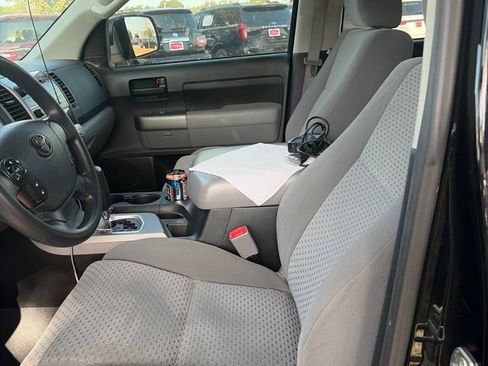 Used 2013 Toyota Tundra 2WD CrewMax w/ Tow Pkg image 12