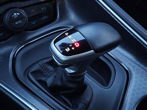 Used 2016 Dodge Challenger R/T Scat Pack w/ Leather Interior Group image 15