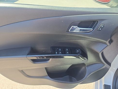Used 2017 Chevrolet Sonic LT FWD image 18