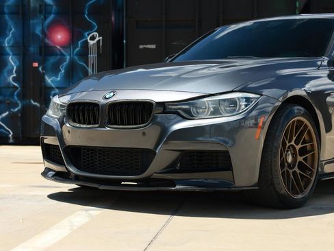 Used 2017 BMW 340i Sedan RWD image 34