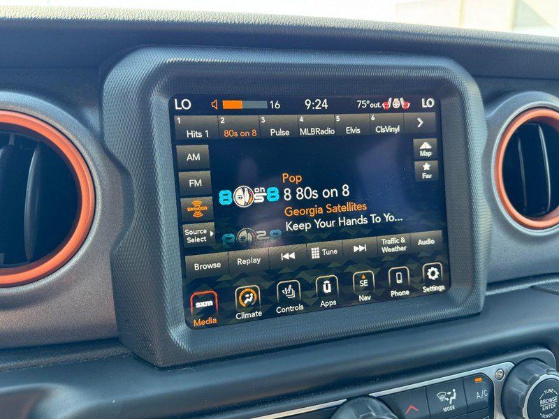 Used 2023 Jeep Gladiator Mojave w/ LED Lighting Group AWD/4WD image 19