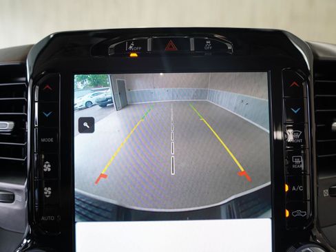 Used 2024 RAM 2500 Laramie w/ Safety Group AWD/4WD image 22