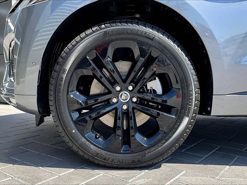 New 2026 Jaguar F-PACE R-Dynamic S image 12