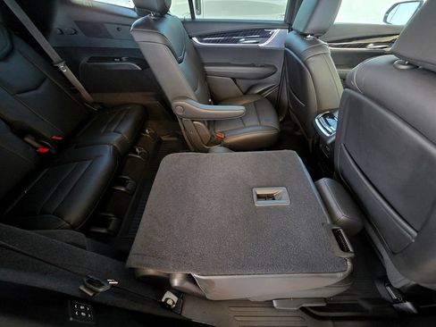 Used 2025 Cadillac XT6 Premium Luxury w/ LPO, Floor Liner Package AWD/4WD image 67