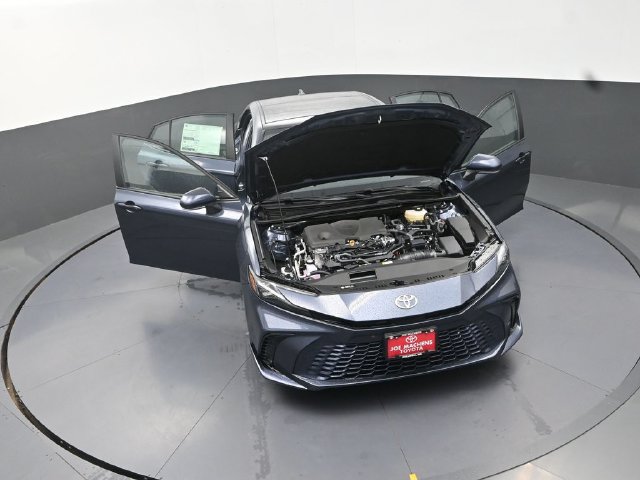 Used 2026 Toyota Camry XSE FWD image 39