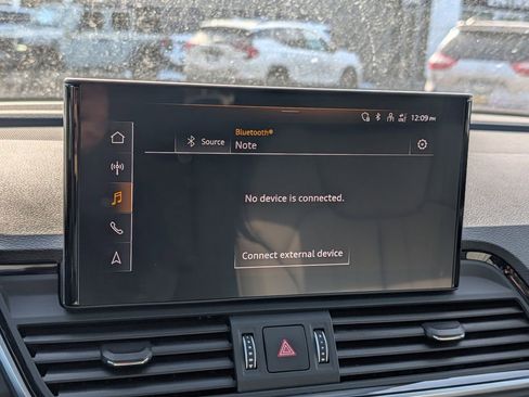 Used 2025 Audi Q5 2.0T Premium image 43