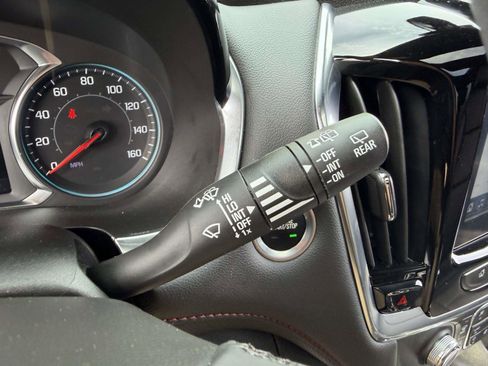 Used 2023 Chevrolet Traverse RS AWD/4WD image 30