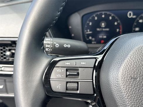 Used 2026 Honda CR-V EX-L image 18
