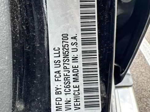 Used 2025 RAM 1500 Laramie AWD/4WD image 1