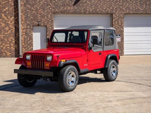 Used 1993 Jeep Wrangler S image 1