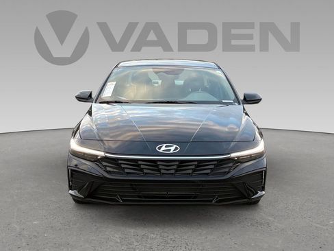 New 2026 Hyundai Elantra Sport image 22