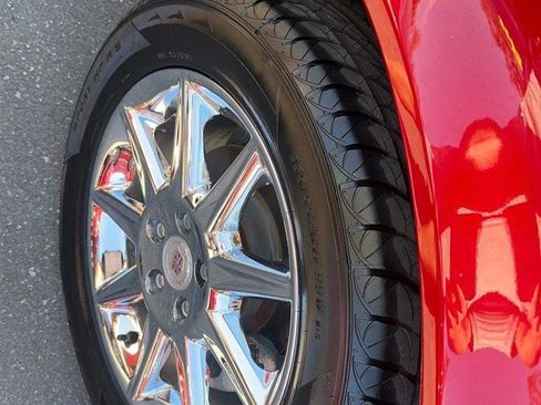 Used 2011 Cadillac DTS Luxury image 21