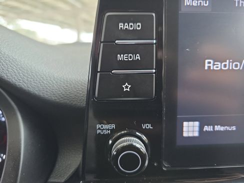 Certified 2023 Kia Seltos LX image 15