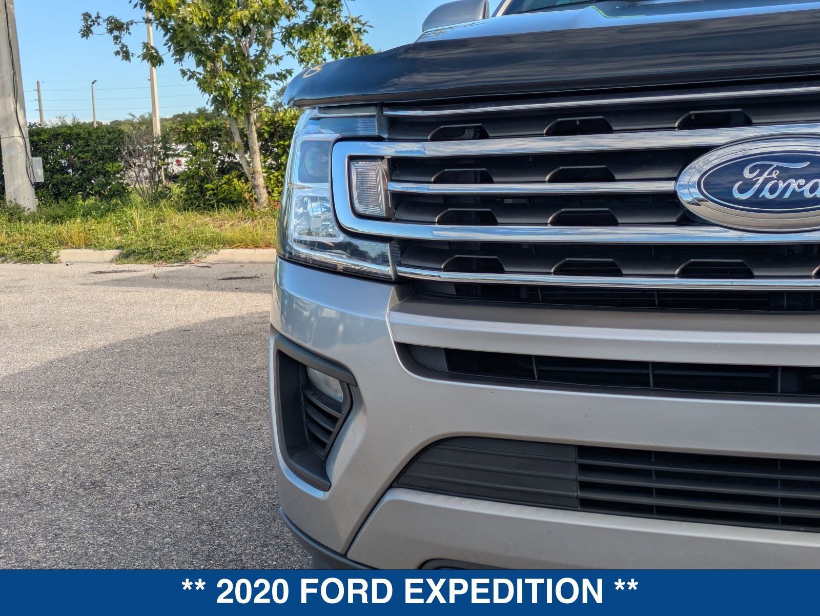 Used 2020 Ford Expedition XLT w/ Equipment Group 202A RWD image 10
