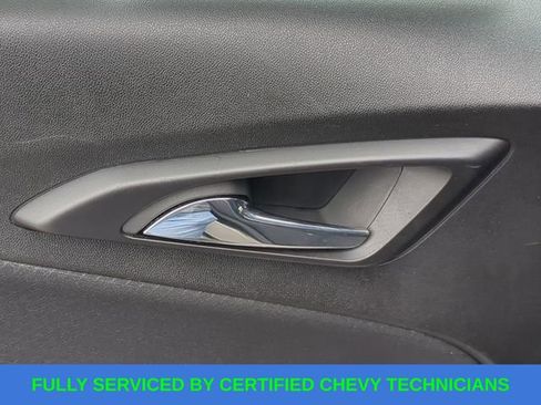 Used 2025 Chevrolet Malibu LT image 36