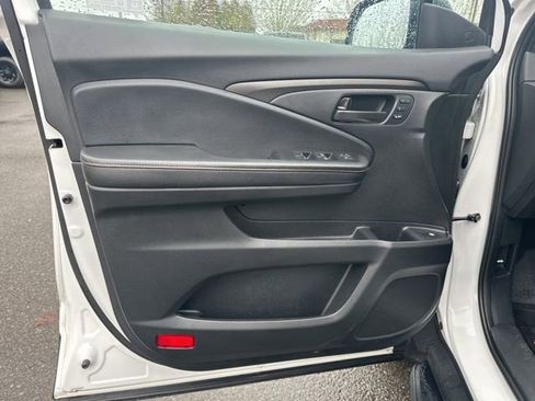 Used 2024 Honda Ridgeline TrailSport image 24