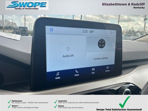 Used 2020 Ford Escape SE image 16