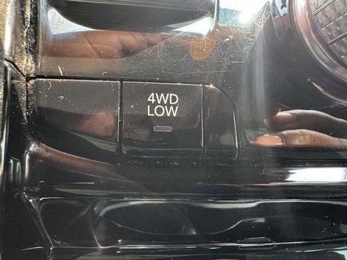 Used 2023 Jeep Grand Cherokee Trailhawk image 22