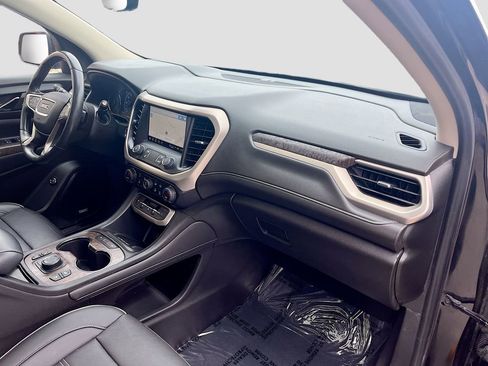 Used 2022 GMC Acadia Denali w/ Denali Technology Package AWD/4WD image 32