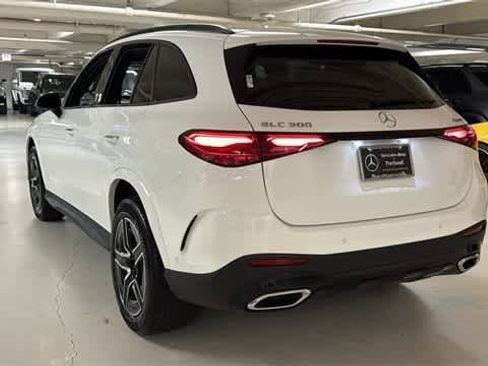 Used 2026 Mercedes-Benz GLC 300 4MATIC image 7