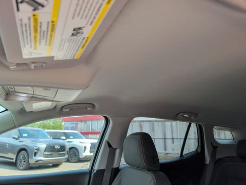 Used 2021 GMC Terrain SLE FWD image 27