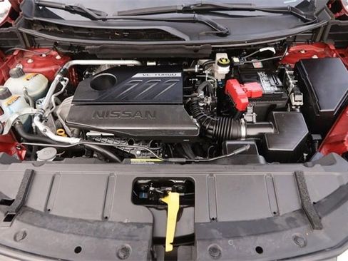 Certified 2024 Nissan Rogue SV image 27