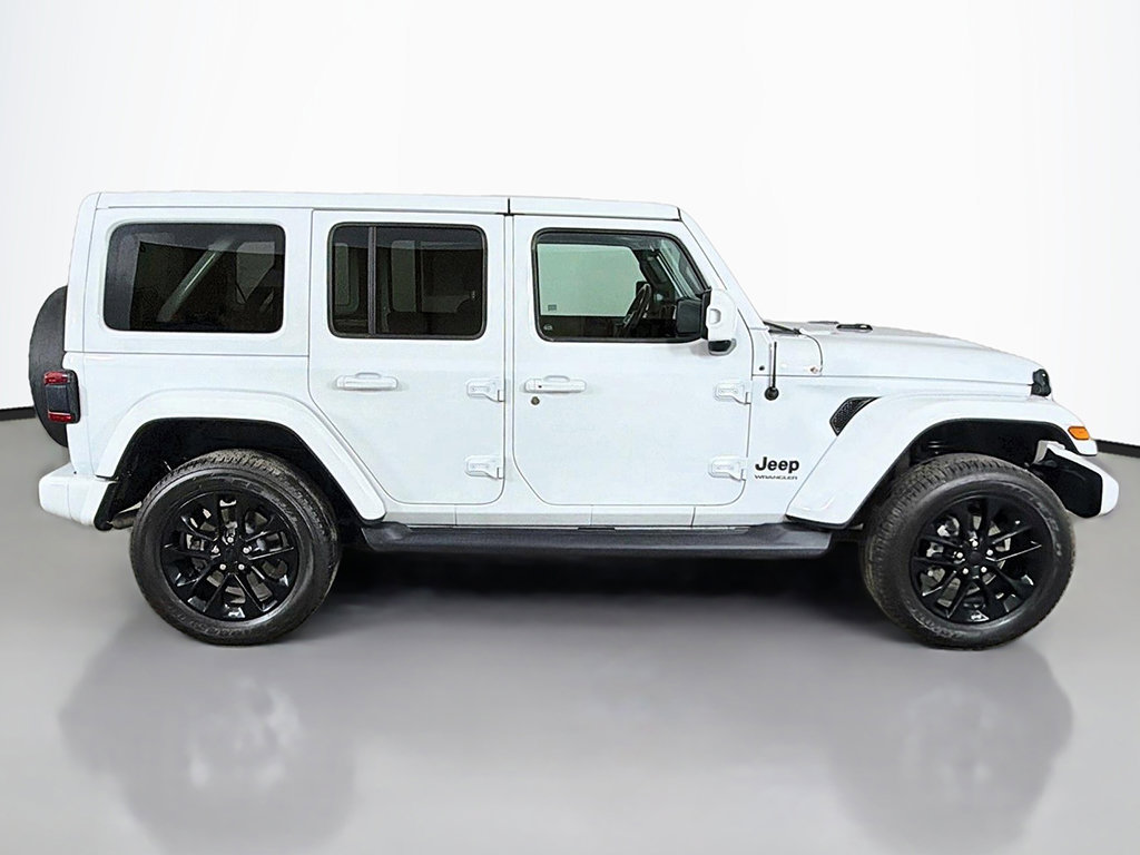Used 2023 Jeep Wrangler Unlimited Sahara AWD/4WD image 15