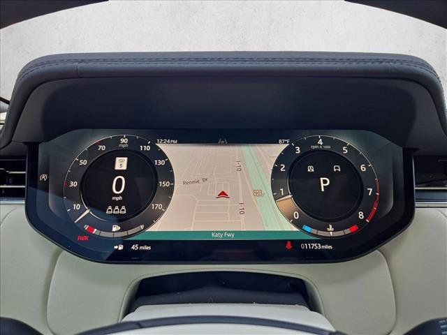 Used 2025 Land Rover Range Rover SE AWD/4WD image 21