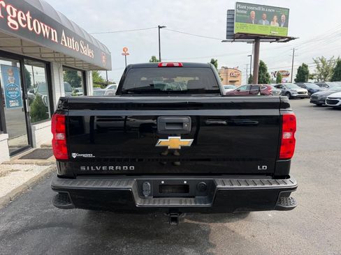 Used 2019 Chevrolet Silverado 1500 Custom w/ Custom Convenience Package AWD/4WD image 24