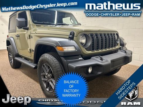 Used 2025 Jeep Wrangler Sport AWD/4WD image 1