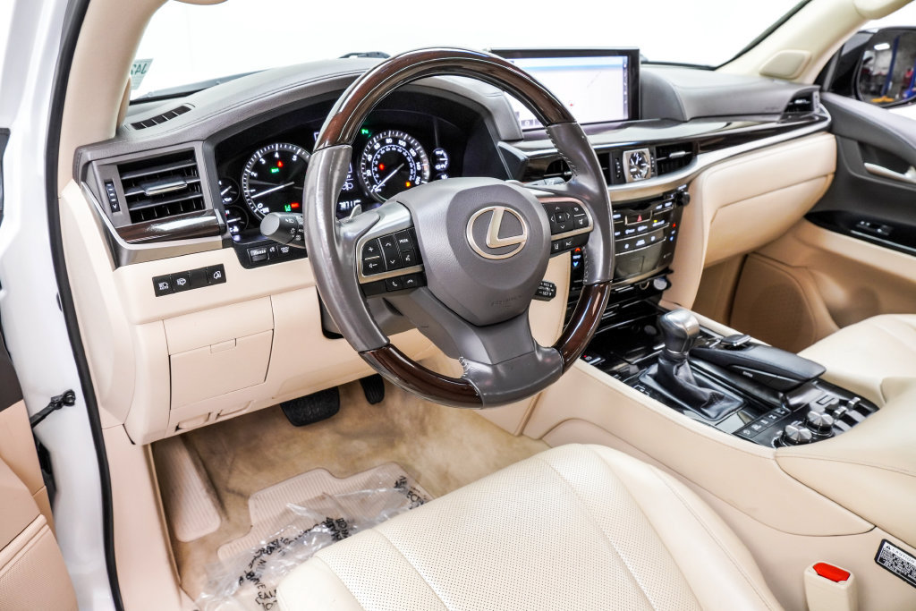 Used 2018 Lexus LX 570 4WD image 21