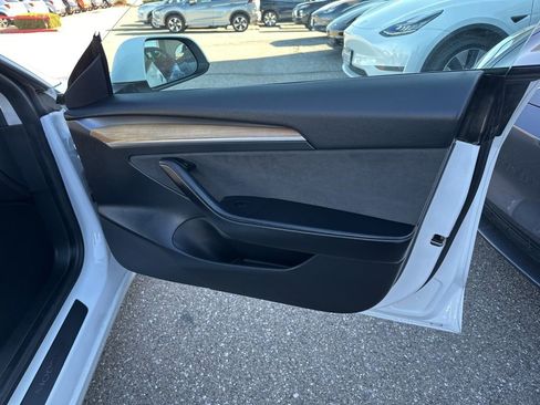 Used 2021 Tesla Model 3 Long Range AWD/4WD image 25