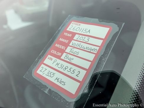 Used 2023 Volkswagen Taos SEL image 30