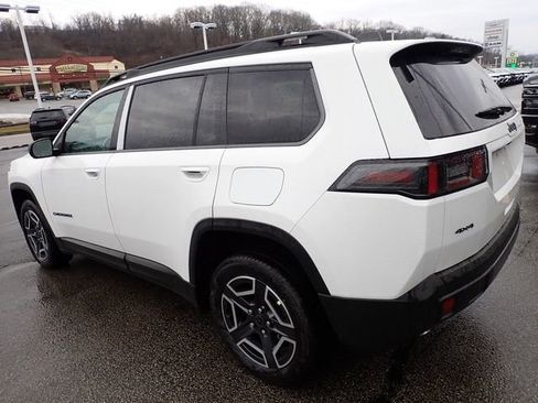 New 2026 Jeep Cherokee Laredo AWD/4WD image 3