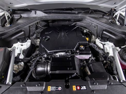 Used 2025 Genesis GV80 2.5T Prestige image 49