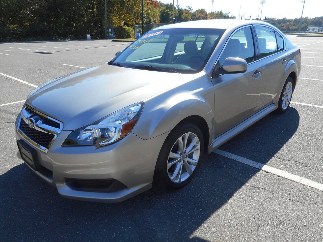 Used 2014 Subaru Legacy 2.5i Premium AWD/4WD image 4