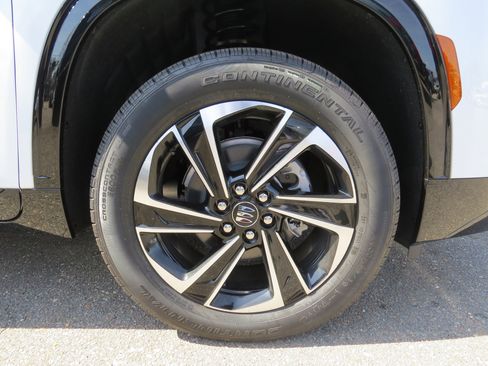 New 2026 Buick Enclave Sport Touring w/ LPO, Floor Liner Package image 9