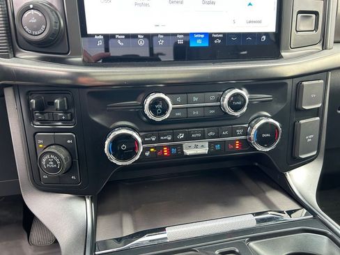 Used 2024 Ford F150 Platinum AWD/4WD image 35