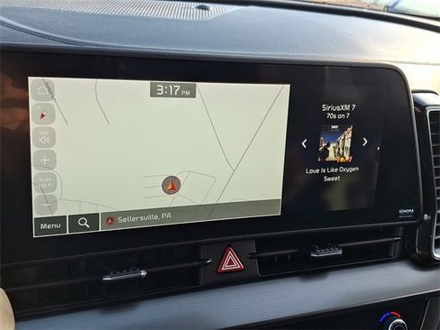 Used 2024 Kia Sportage EX image 15