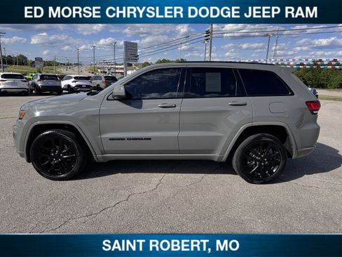 Certified 2021 Jeep Grand Cherokee Laredo X AWD/4WD image 8